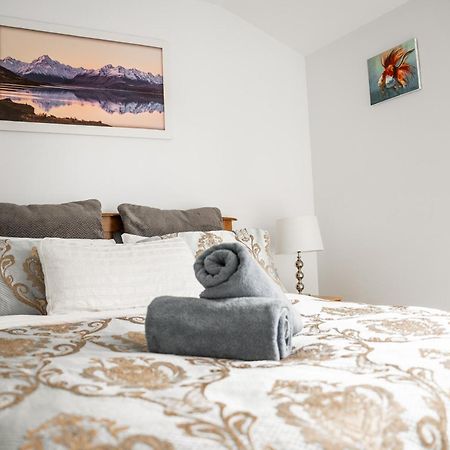 Hagley Park Hidden Gem Apartment Christchurch Ngoại thất bức ảnh